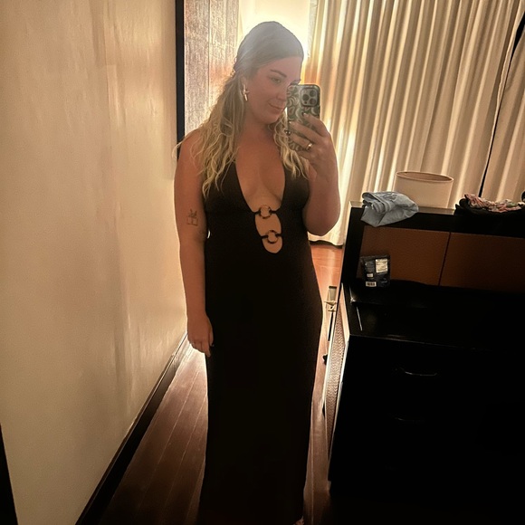 Meet your Posher, Taylor - Picture 4 of 6